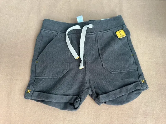 Short gris Obaibi 12 mois - photo numéro 2