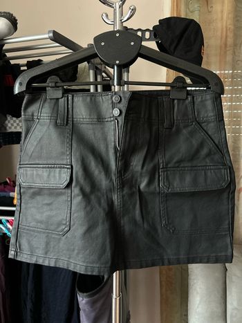 Jupe cargo similicuir Asos