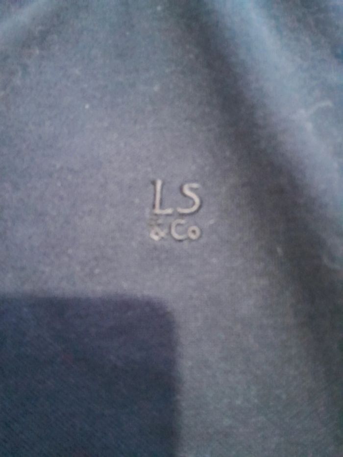 Très beau polo femme levi's vintage taille M - photo numéro 7