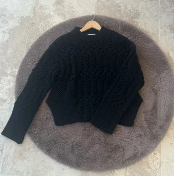 Pull Zara