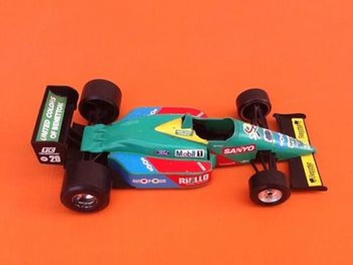 Voiture miniature Benetton Ford B1 - photo numéro 4