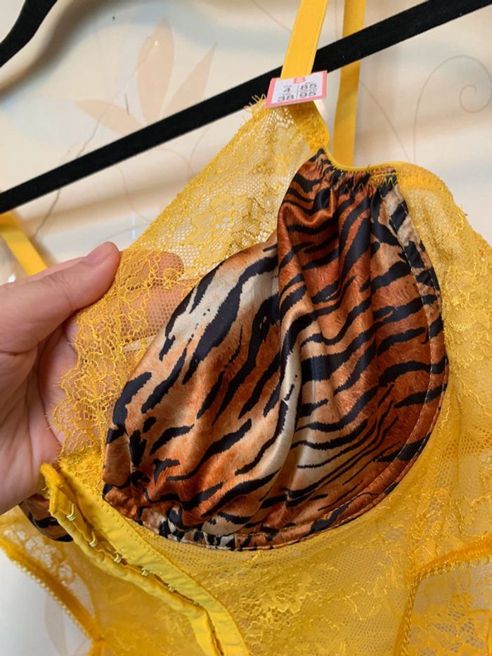 Bustier jaune imprimé tigre • 95B - photo numéro 6