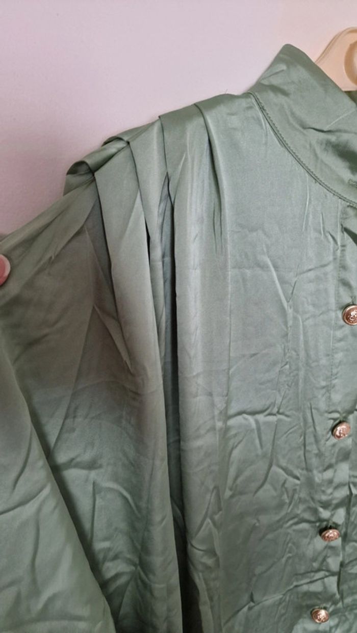 Ensemble satiné oversize taille S/M  avec étiquette - photo numéro 3