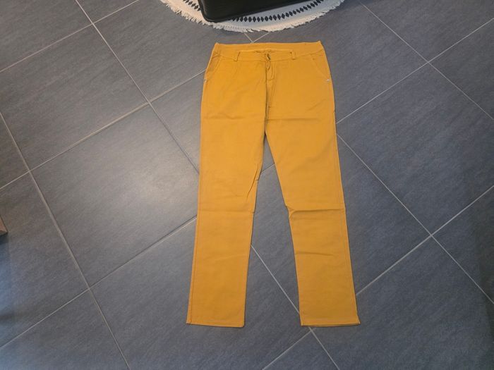 Pantalon femme taille L
