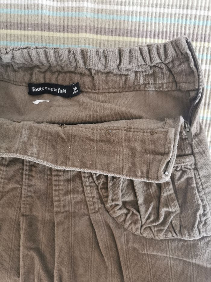 Jupe courte pour fille de 3 ans - photo numéro 3