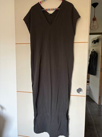 Robe longue Zara taille M kaki