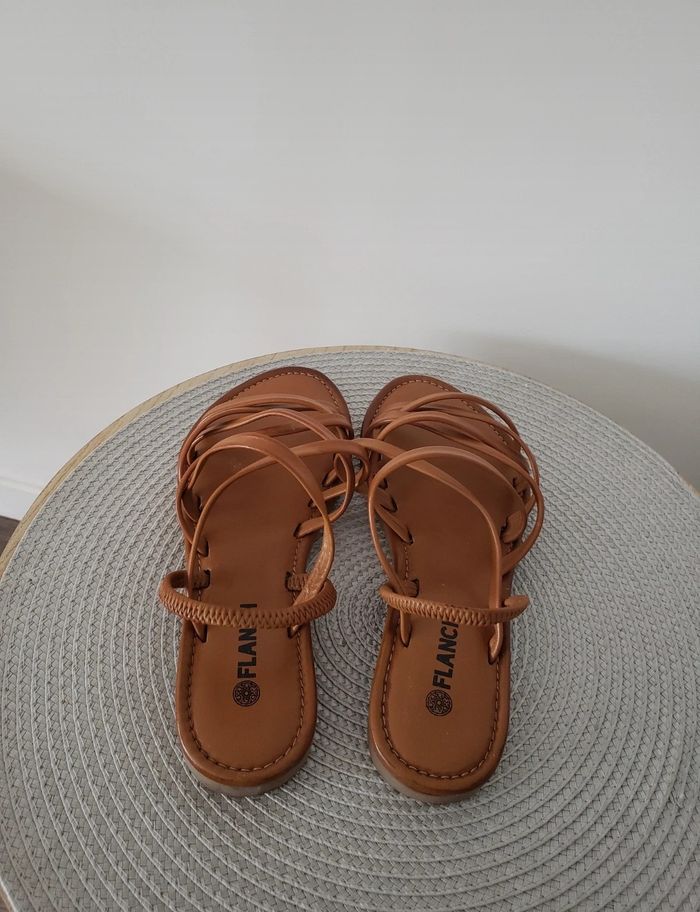 Sandales - photo numéro 2