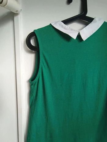 Haut débardeur vert col claudine blanc Taille M Kiabi En très bon état