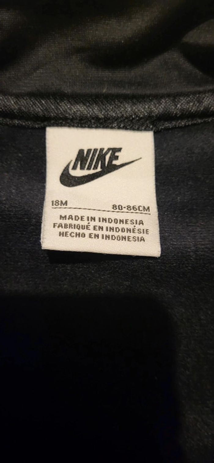 Ensemble jogging Nike 18 mois 80-86 cm - photo numéro 8