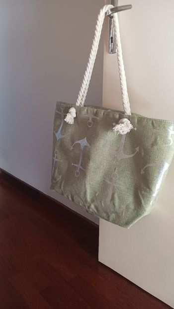 Sac vert motif ancres argentées