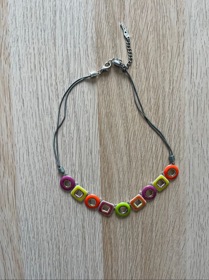 Collier multicolore