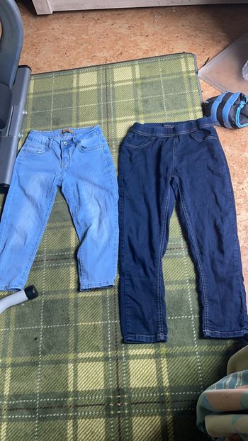 Lot 1 pantalon court et un 7/8 taille 38