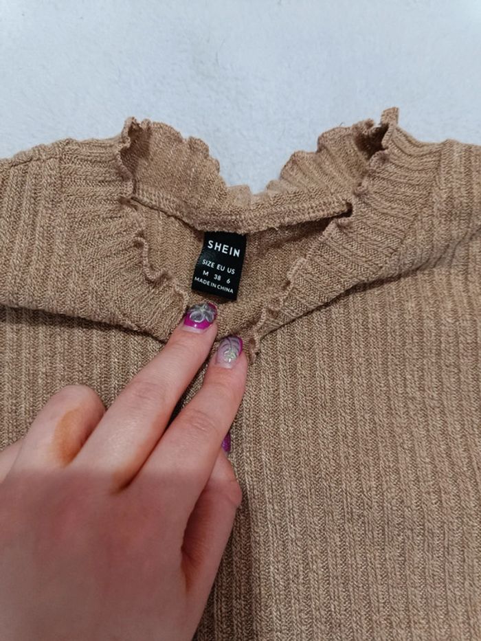 Petit pull beige - photo numéro 3