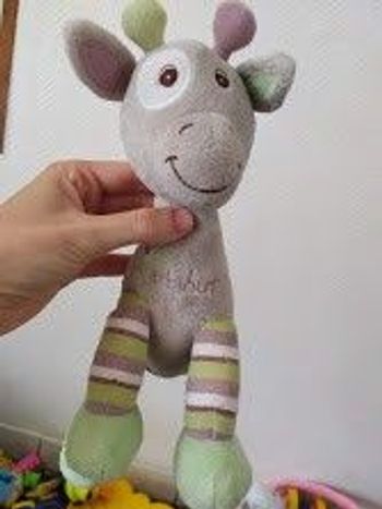 doudou peluche girafe