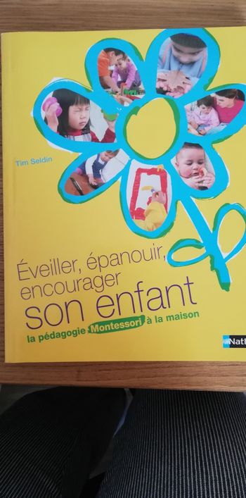 Livre éveiller, épanouir, encourager son enfant tim seldin