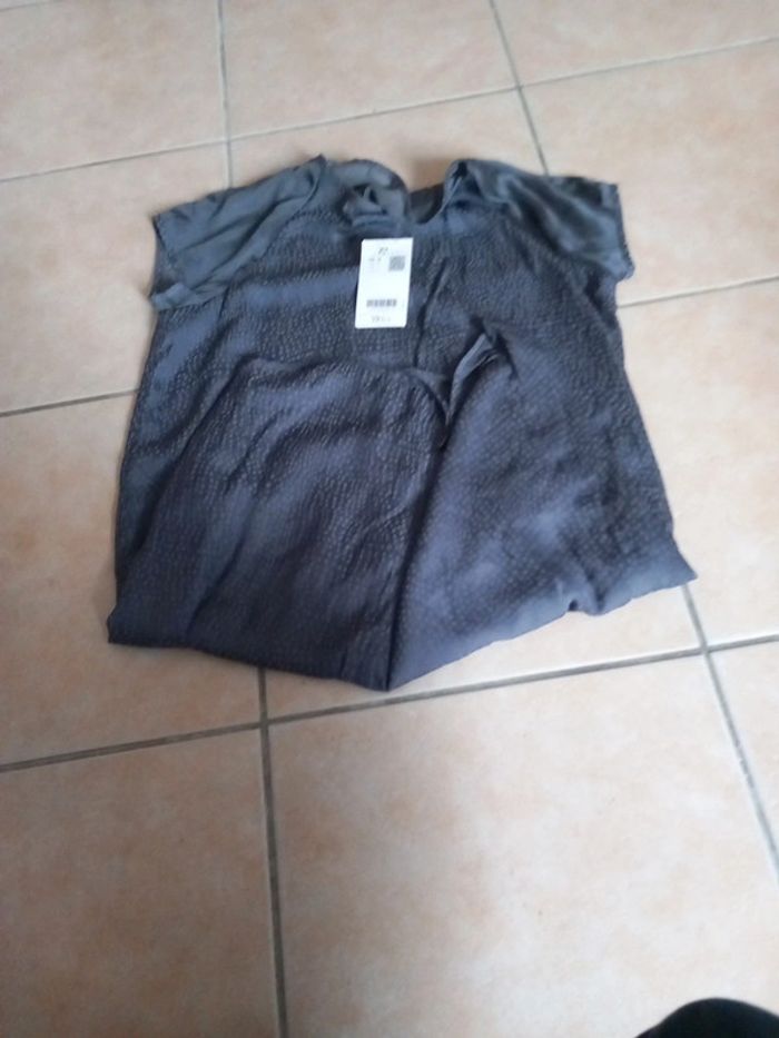 Robe femme neuf ac étiquettes 🏷 jamais porter - photo numéro 3