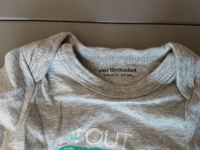 Lot de 7 bodies - photo numéro 4