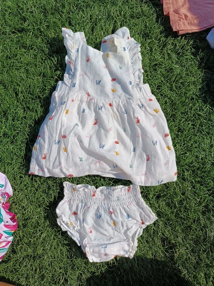 Robe 3 mois avec sa culotte/bloomer assorti
