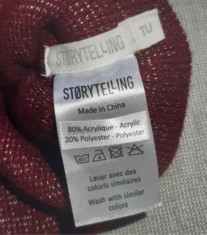 🧶Bonnet en tricot bordeaux à détails argentés – Taille Unique • Storytelling - photo numéro 4
