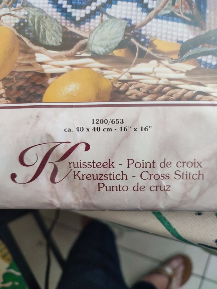 Kit coussin point de croix - photo numéro 2