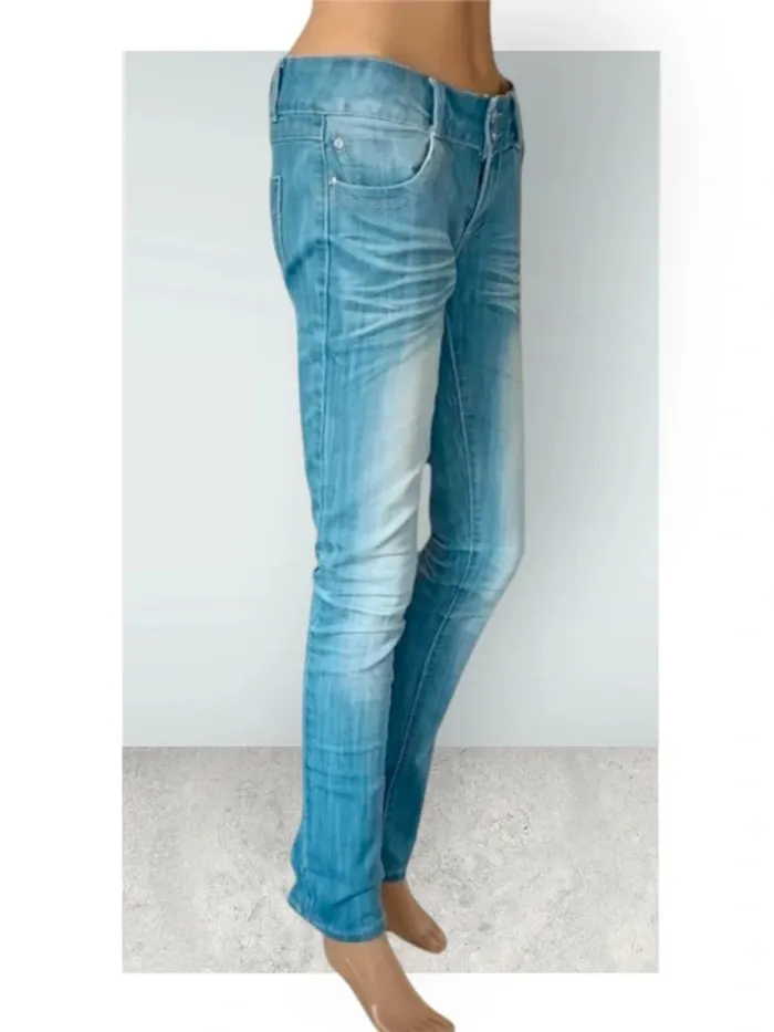 Jean REVERS jeans coupe droite ,taille basse ,texture extensible - photo numéro 4