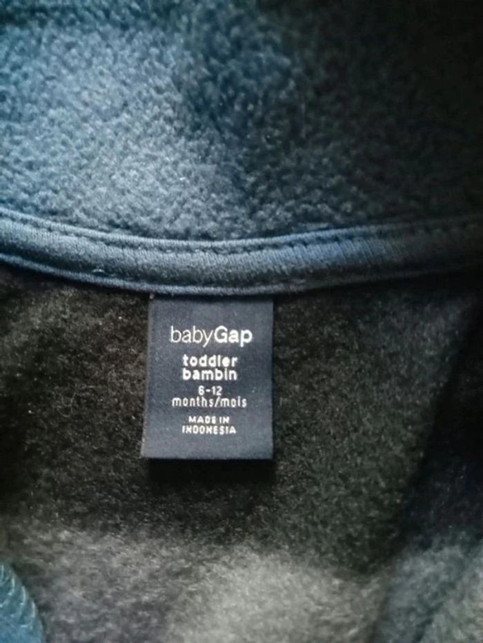 Lot de deux gilets GAP 6 à 12 mois - photo numéro 5