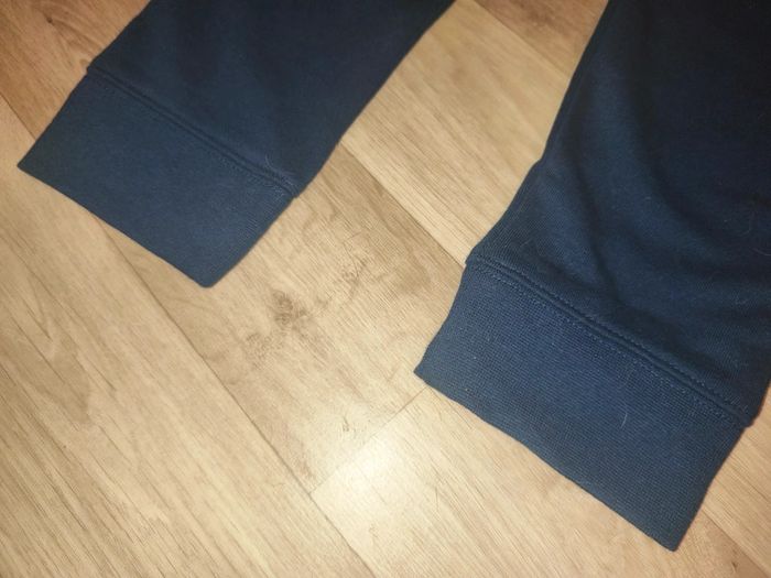 Jogging Nike taille 6-7 ans - photo numéro 3