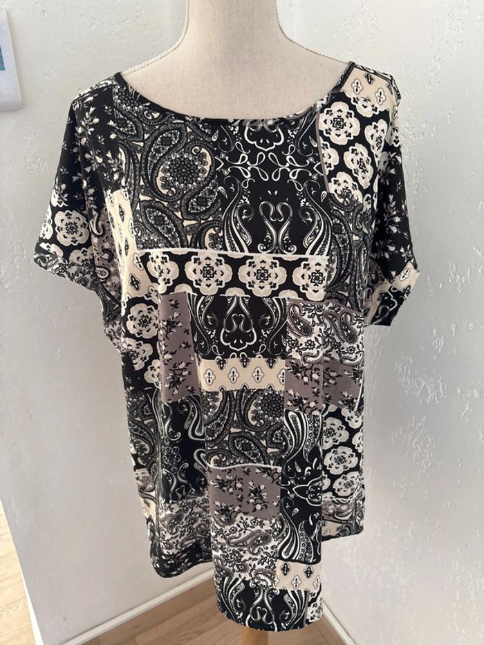 Haut 👚 - photo numéro 2