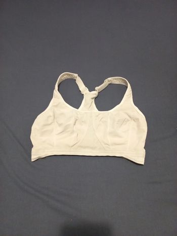 Brassière blanche