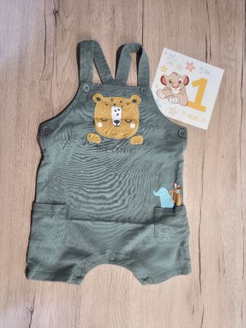Salopette short vert kaki avec ours, Mots d'enfants, 12 mois