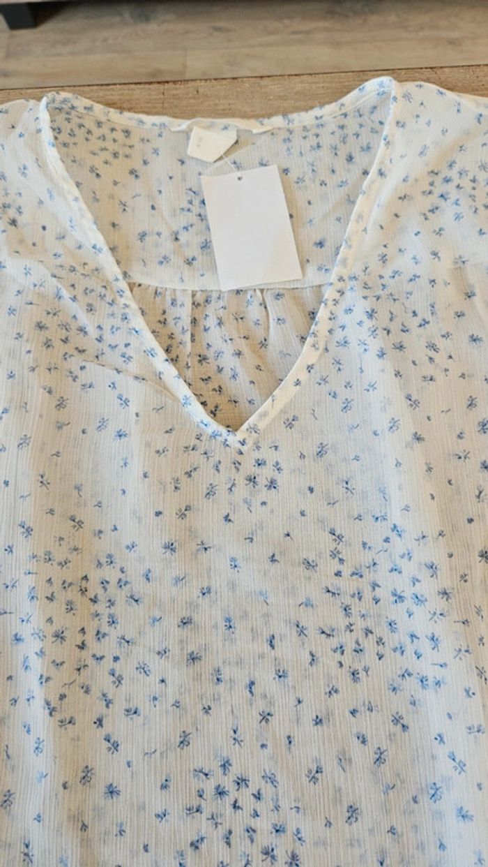 Blouse blanche transparente avec dessin, manches courtes, H&M, 42, neuve avec étiquette - photo numéro 6