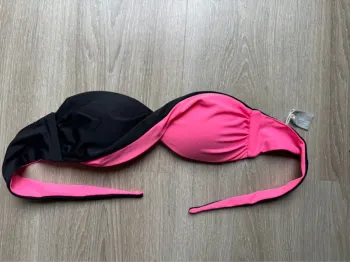 Haut de maillot de bain bandeau rose et noir réversible Power flower
