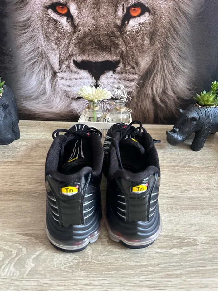 Basket Nike air Max plus - photo numéro 5