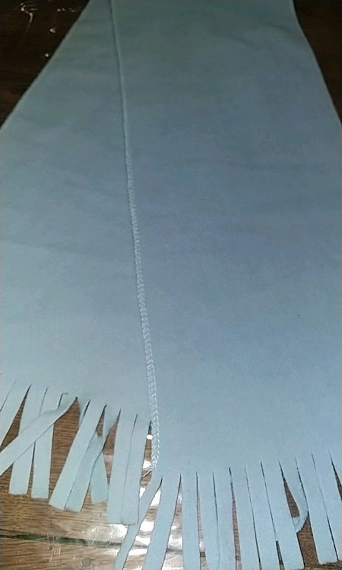 Echarpe bleu clair polaire Mixte TBE - photo numéro 2