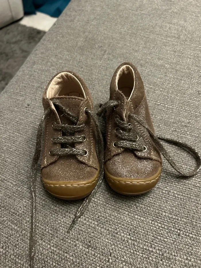 Chaussures T19