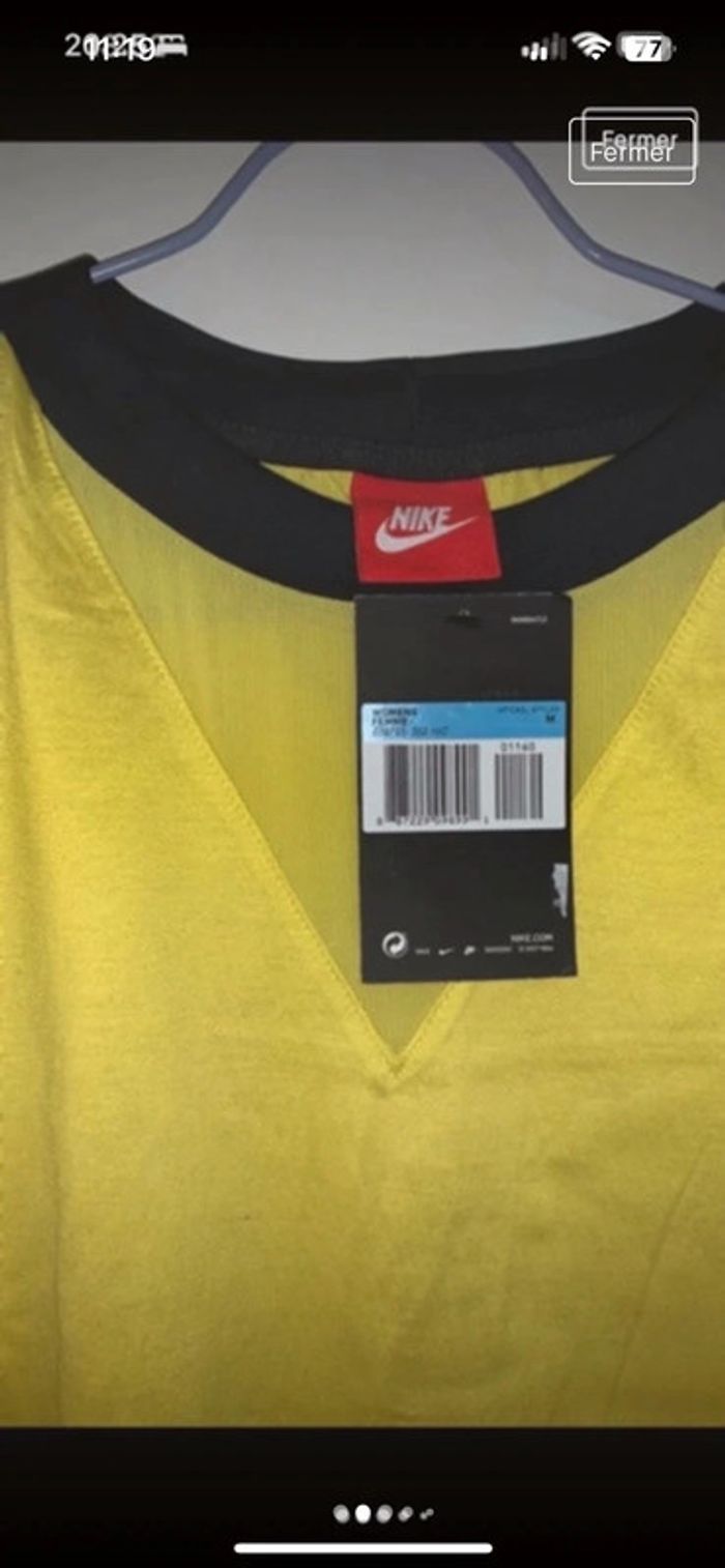 T shirt Nike taille M neuf - photo numéro 2