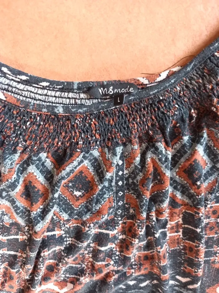Jolie blouse manches larges - photo numéro 2