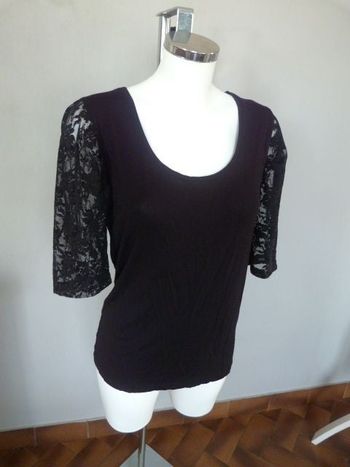 haut noir dentelle taille L