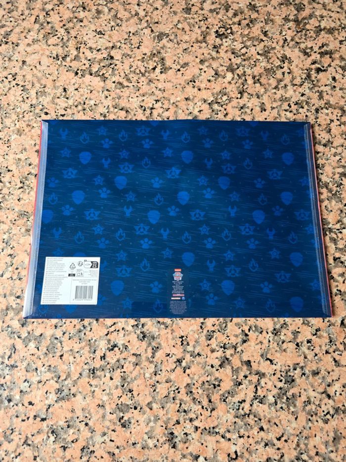 Pochette A4 Paw patrol neuf - photo numéro 2