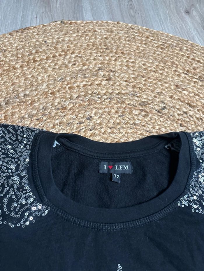 Pull noir avec paillettes motif étoile - photo numéro 3