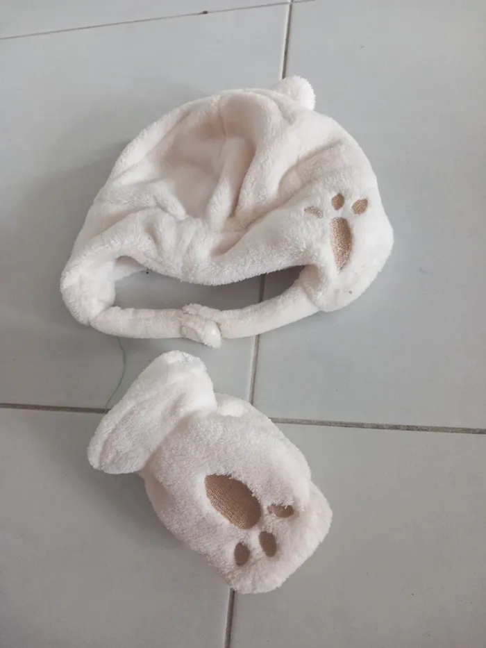 Bonnet, gants - photo numéro 2