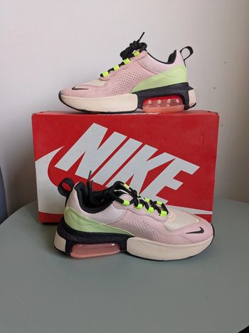 Baskets de course Nike femme pointure 36,5