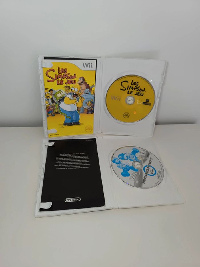 Wii - Mario Kart + Les simpson - photo numéro 2