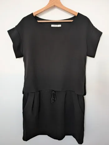 Robe noire