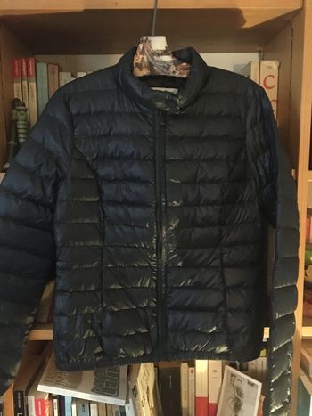 petit  blouson Stradivarius TM neuf