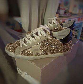 Superstar golden goose