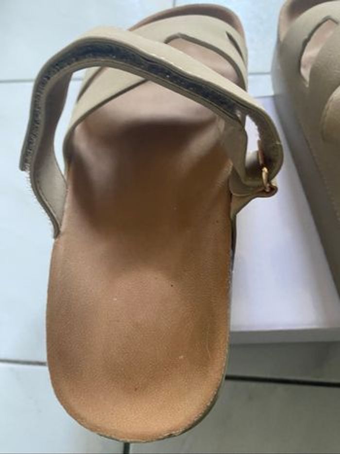 Tongs femme - photo numéro 8