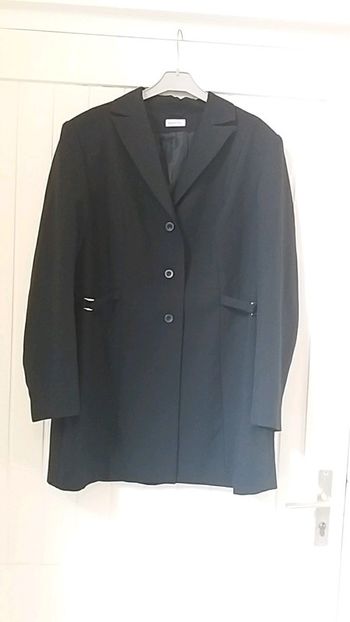 Jolie veste grande taille