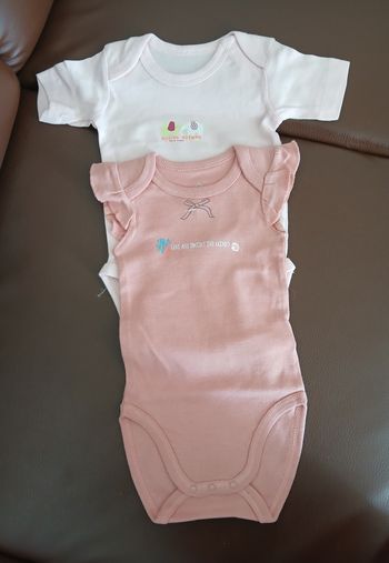 lot 2 bodies fille manches courtes tex baby 67 cm 6 mois 
