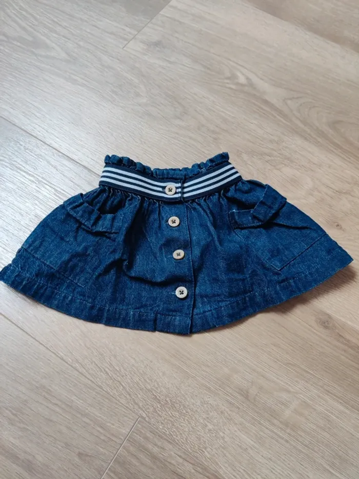 Lot pantalon+jupe fille 6 mois - photo numéro 2